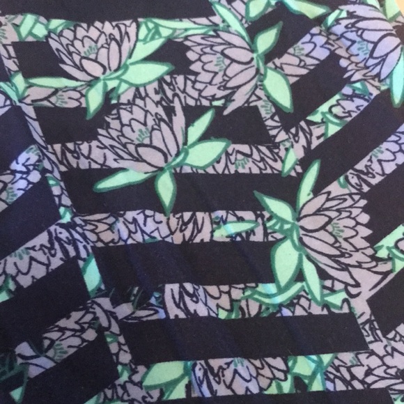LuLaRoe Leggings - Picture 2 of 2